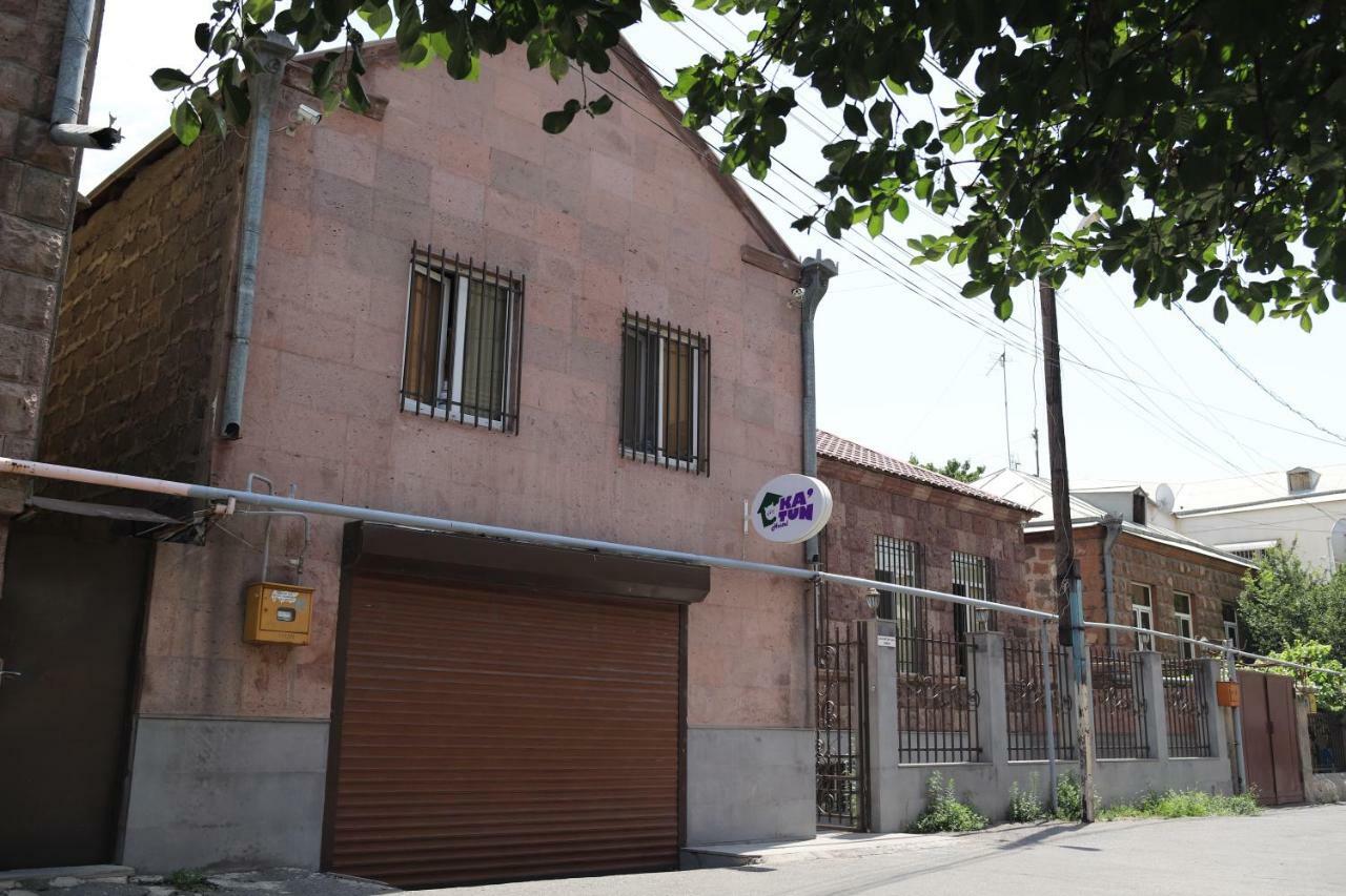 Katun Hostel Jereván Kültér fotó